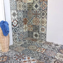 Carrelage de sol Nikea Sephia Gris 20x20 cm Carré - Porcelaine Mat - Motif Victorien et Marocain R10